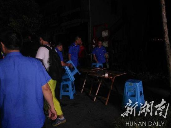 珠暉區專項整治油煙直排