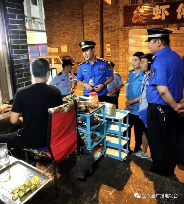 寶興縣多部門聯合執法 治理油煙和噪音