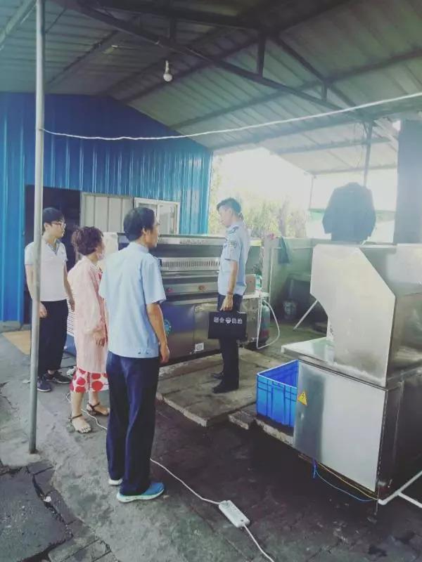 興平城區夜市燒烤油煙專項治理成效顯著