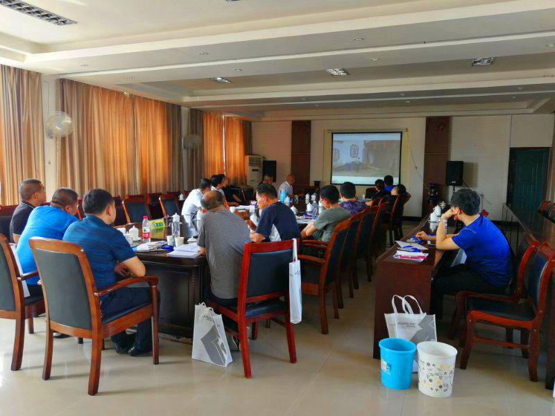 漯河市餐飲服務業油煙污染專項治理行動領導小組召開督導培訓會