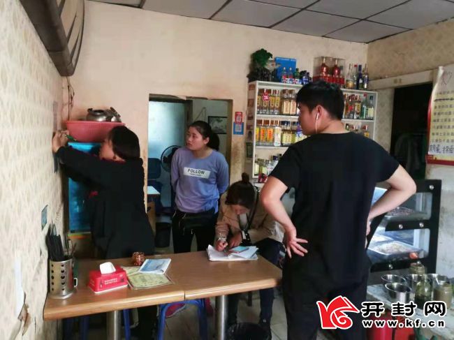 祥和社區加強油煙排放整治營造良好生活環境