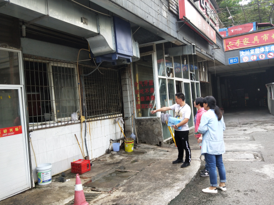 重慶市沙坪壩區審計局關注餐飲油煙治理