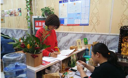 奎文區廣文街道文化路社區啟動餐飲服務企業油煙凈化設備排查