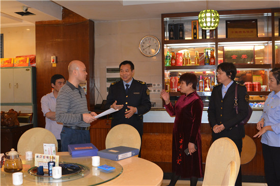 賀州市開展餐飲經營單位油煙治理百日攻堅行動