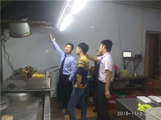 賀州市開展餐飲經營單位油煙治理百日攻堅行動