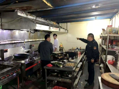 石佛辦事處對轄區餐飲油煙凈化進行全面排查