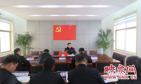 許縣城市管理執法大隊召開餐飲油煙污染治理推進會