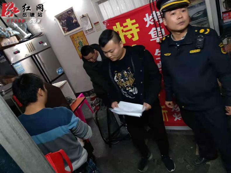 下攝司街道積極開展油煙整治工作