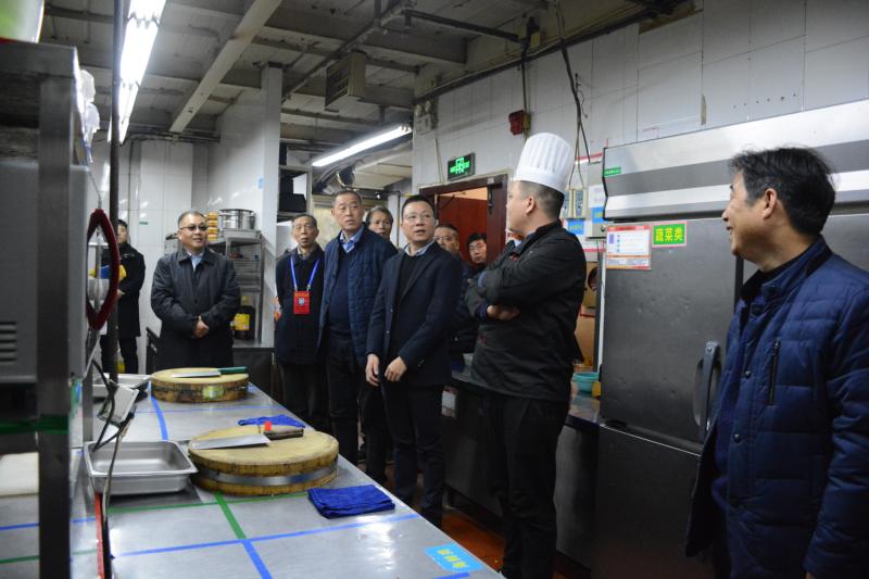 青田縣人大開展餐飲油煙治理推進情況視察活動