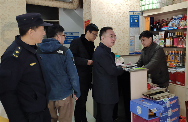 文峰街道辦事處扎實推進餐飲業油煙凈化裝置整治行動