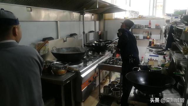 欒川縣開展餐飲服務業油煙污染排查行動