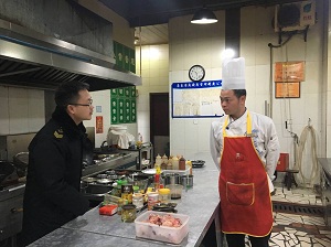 天全縣市場監管局多措并舉開展餐飲油煙污染治理