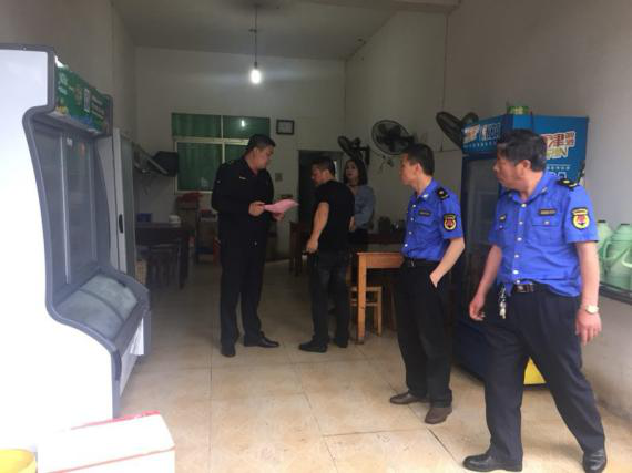 貴溪市城管局大力開展城區油煙污染專項治理行動