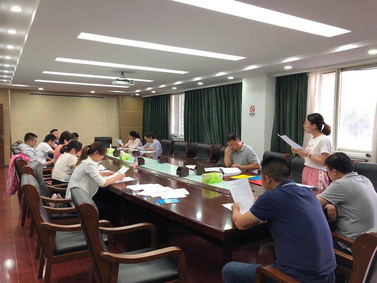 秦嶺路街道組織召開油煙凈化專項治理工作部署會