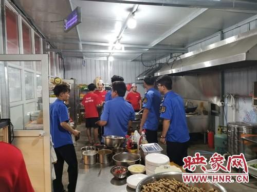 豫龍鎮多部門聯合開展餐飲業油煙污染專項整治行動