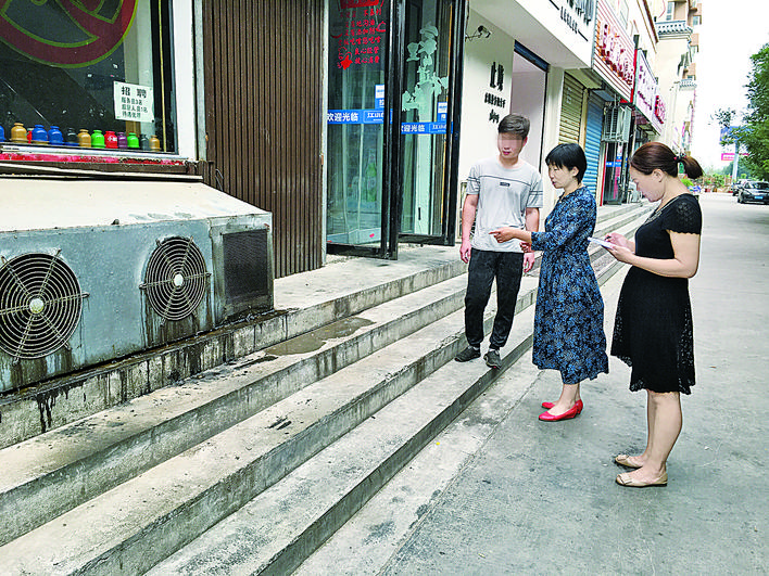 鹽湖區安邑辦新城社區對餐飲業油煙超標排放亮劍