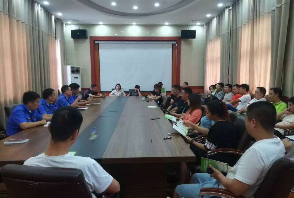 郟縣城市管理局約談26家餐飲商戶業主