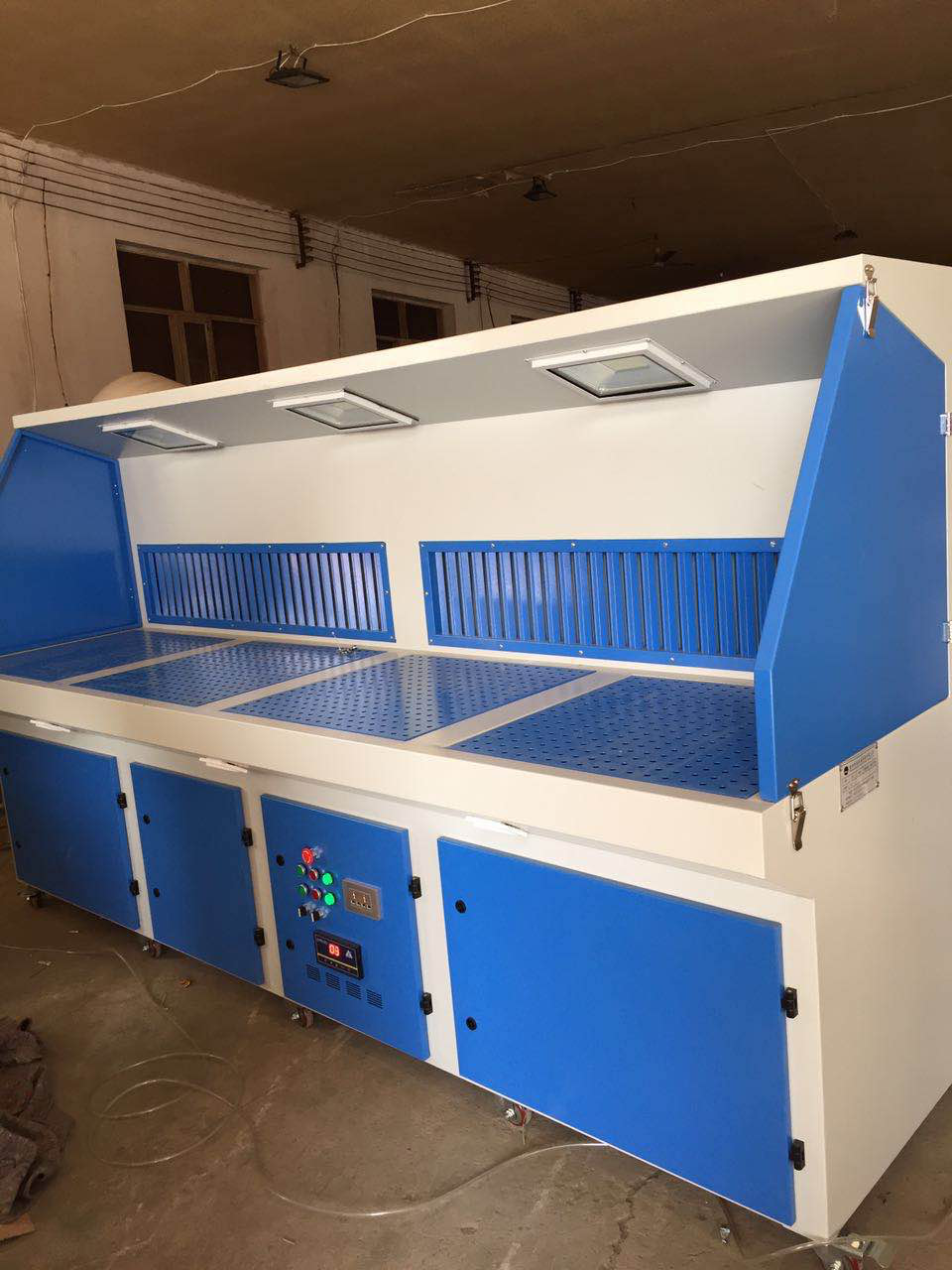 打磨除塵工作臺的兩大日常維護