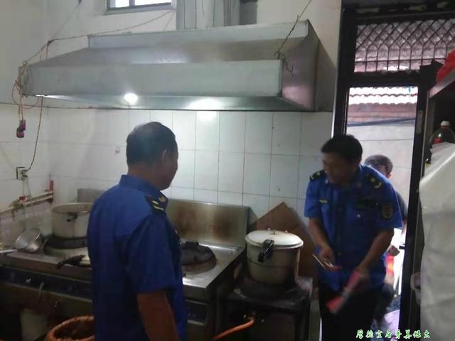 平邑縣保太鎮開展大氣污染防治夜間巡查行動