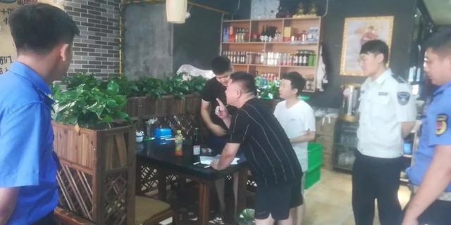 江源區多部門聯合整治餐飲業亂象