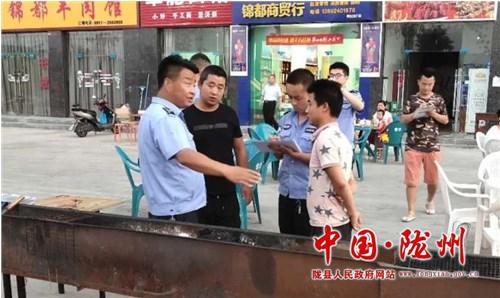 隴縣城建監察大隊強化餐飲油煙污染治理