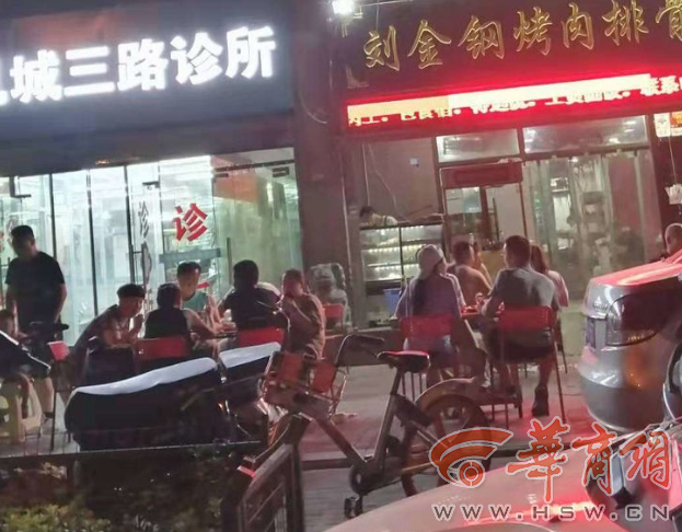 西安市城管5次復查鳳城三路一家串串店一直未整改