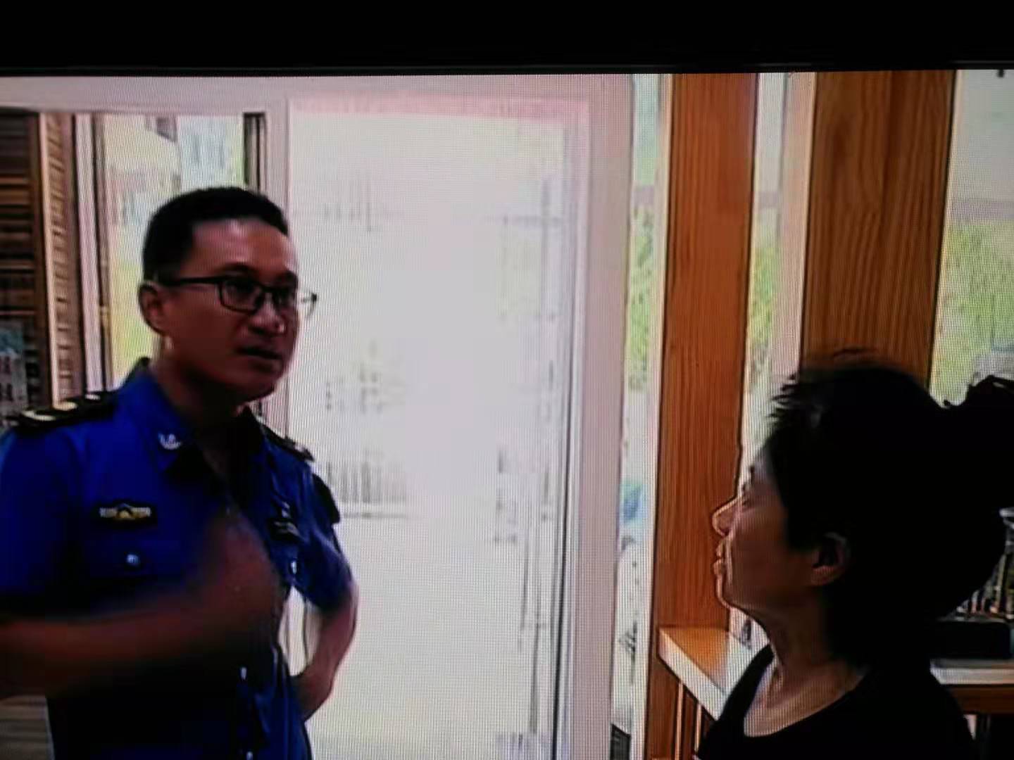 葫蘆島市城管開展餐飲油煙排查治理行動