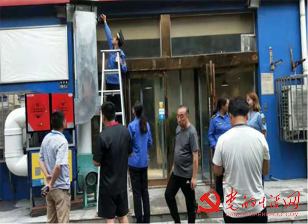 濟源路街道多措并舉強化餐飲油煙凈化專項整治行動