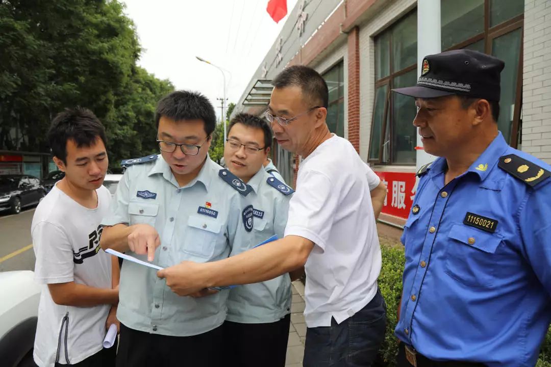 雁棲鎮開展“餐飲業油煙治理”專項執法檢查
