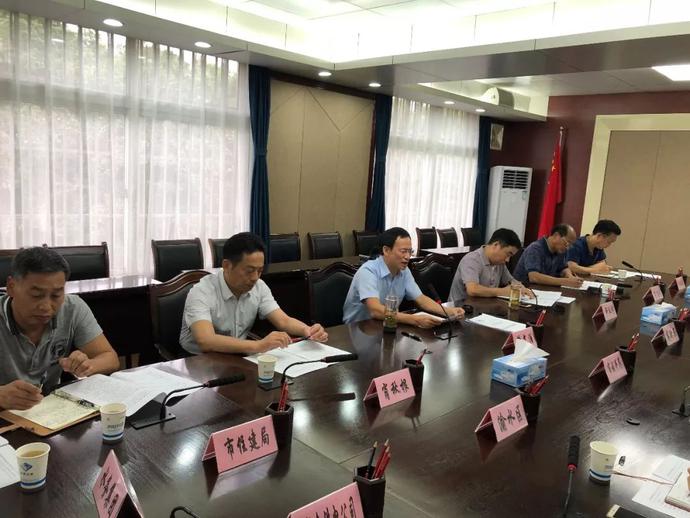 新余市副市長徐文泊主持召開城區餐飲油煙專項整治工作調度會