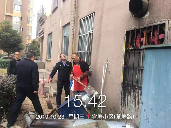 文昌花園社區開展餐飲油煙專項整治行動