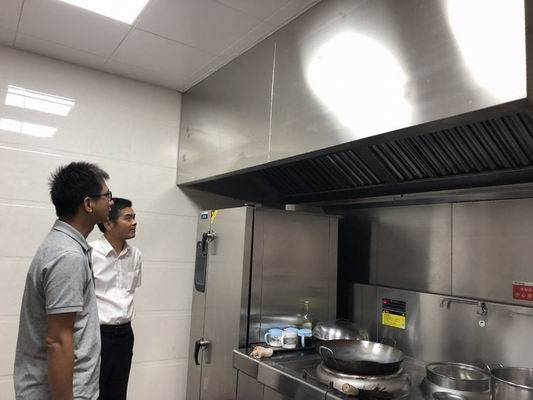 平陵街道持續開展油煙專項整治工作