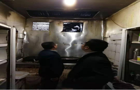 沙坪壩區山洞街道開展油煙凈化器安裝使用情況摸排檢查