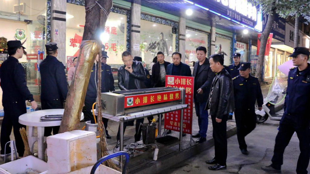 恒口示范區（試驗區）開展夜市、露天飲食攤點油煙專項整治