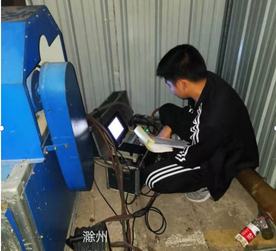 滁州市多部門聯合整治鳳凰西路餐飲店鋪油煙污染