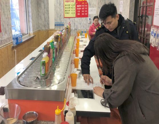 九原區多措并舉推進餐飲商戶油煙噪聲污染治理工作