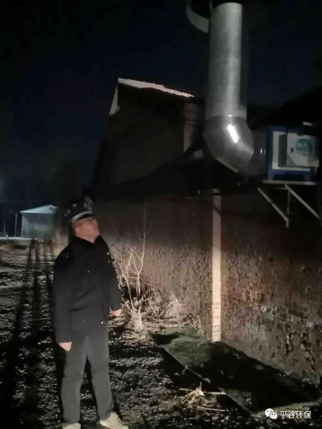 平谷區生態環境局推動餐飲油煙治理工作