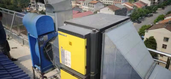 臨湘市市場監管局餐飲油煙整治見成效