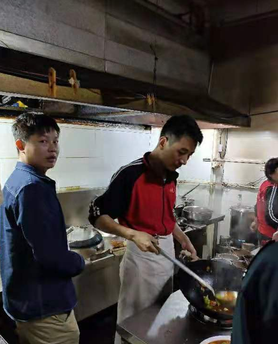 李樓鎮持續加強餐飲污染巡查治理