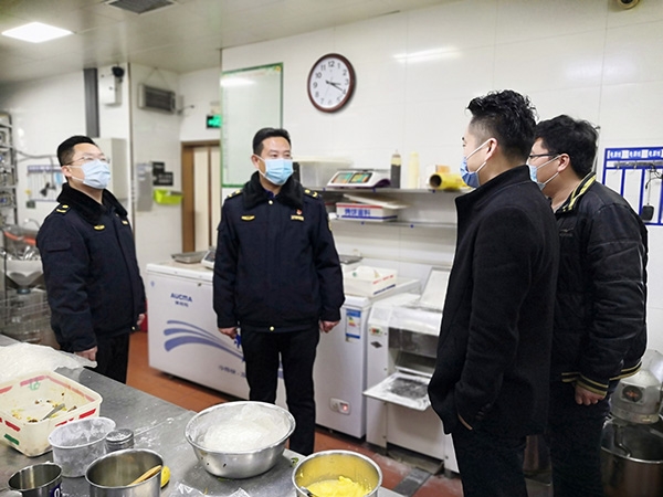 曲阜市綜合行政執法局開展餐飲服務業油煙治理行動