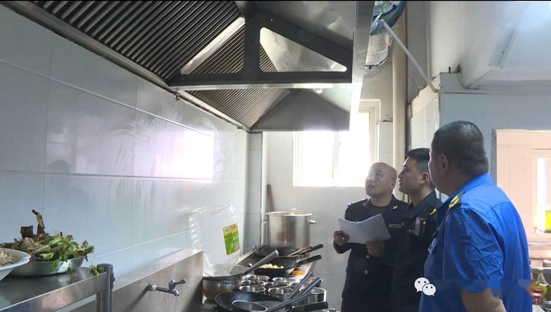 鄆城縣多部門聯合開展餐飲業油煙污染治理專項執法檢查