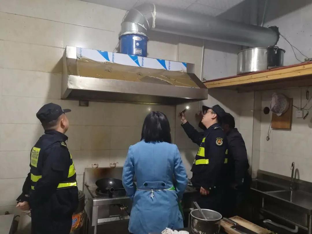 南潯經濟開發區開展餐飲油煙大排摸大整治專項行動