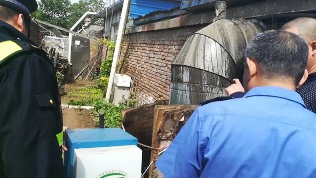 東營市河口區綜合行政執法局開展餐飲行業油煙集中整治活動