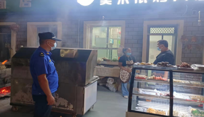 尉犁縣開展露天燒烤油煙專項整治行動