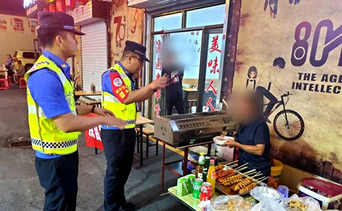 晉源區城管局多措并舉整治露天燒烤