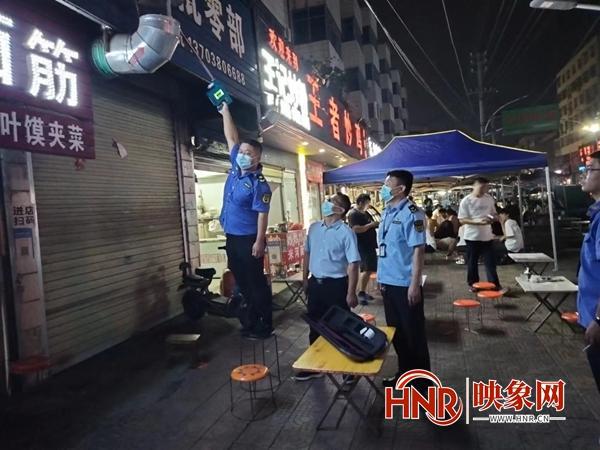 上蔡分局開展餐飲行業突擊夜查聯合執法專項行動