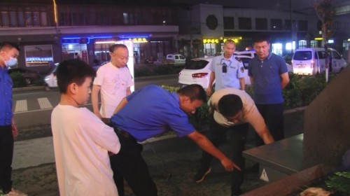 息陬鎮多部門聯合開展燒烤油煙專項治理行動