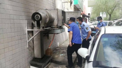 綏德縣開展餐飲油煙專項集中整治行動