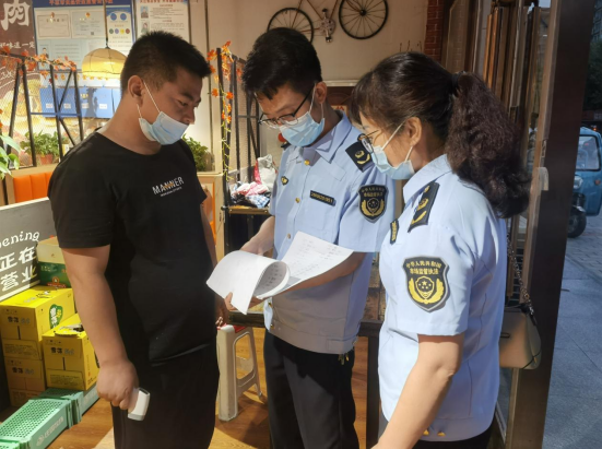 涇川縣市場監管局開展餐飲行業油煙污染治理工作