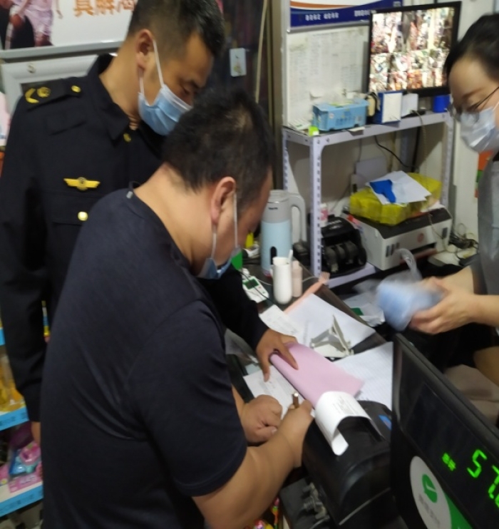 望都縣市場監督管理局開展餐飲單位油煙治理工作